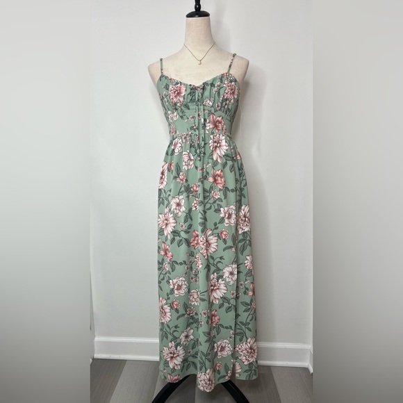 Inspired Hearts Dresses & Skirts - Floral Maxi Sundress-Size Small
